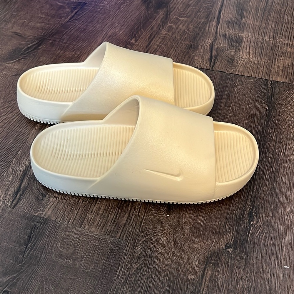 Nike slides